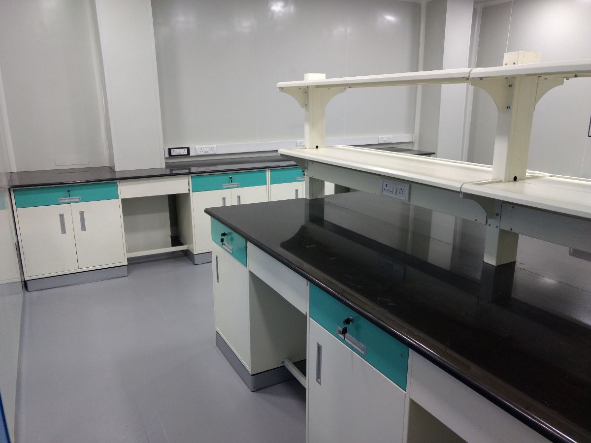 Best Quality Lab Tables in Bangalore